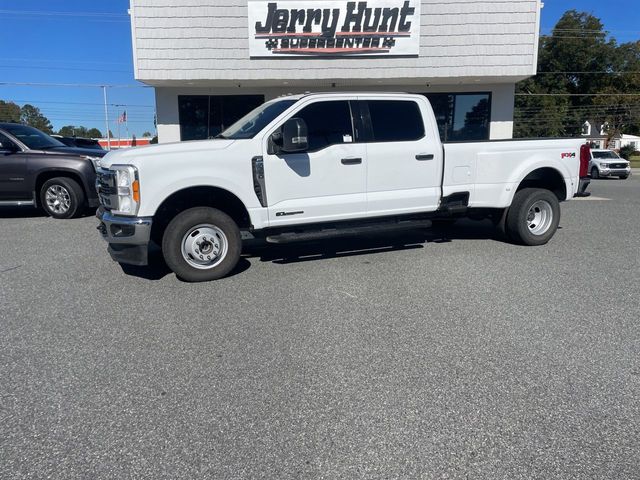 2023 Ford F-350 XLT