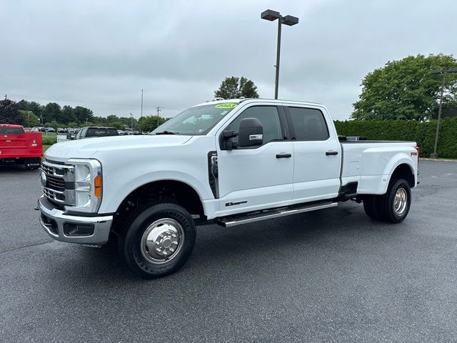 2023 Ford F-350 XLT