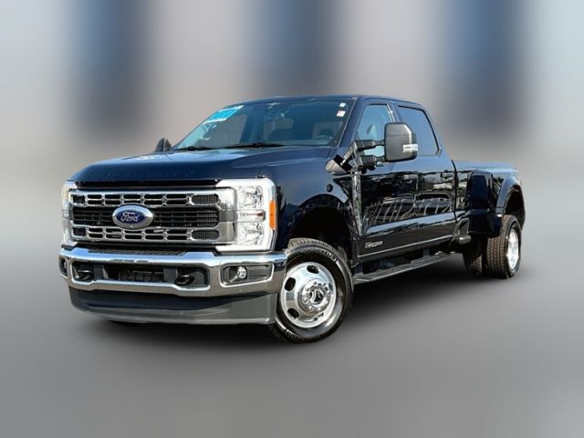 2023 Ford F-350 XLT