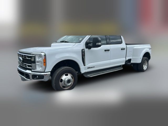 2023 Ford F-350 XLT