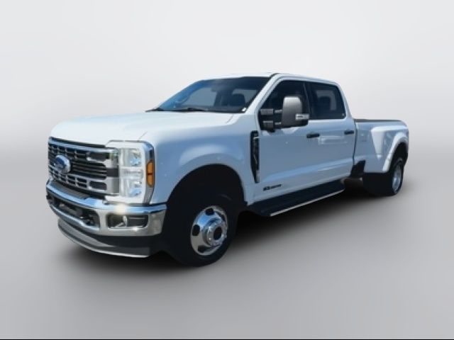 2023 Ford F-350 XLT