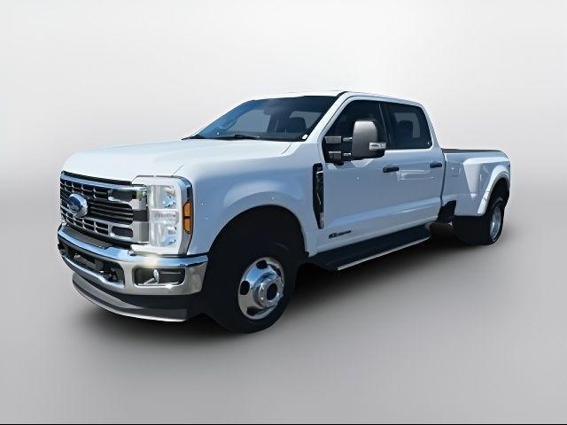 2023 Ford F-350 XLT