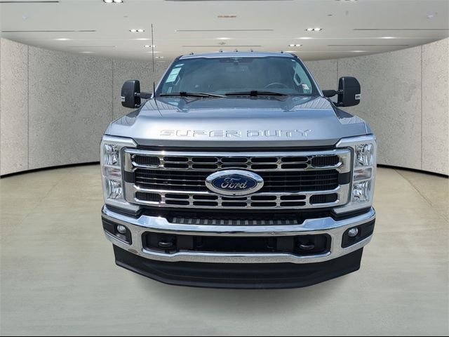 2023 Ford F-350 XLT