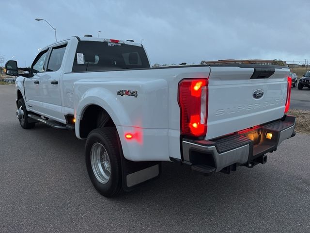 2023 Ford F-350 XLT