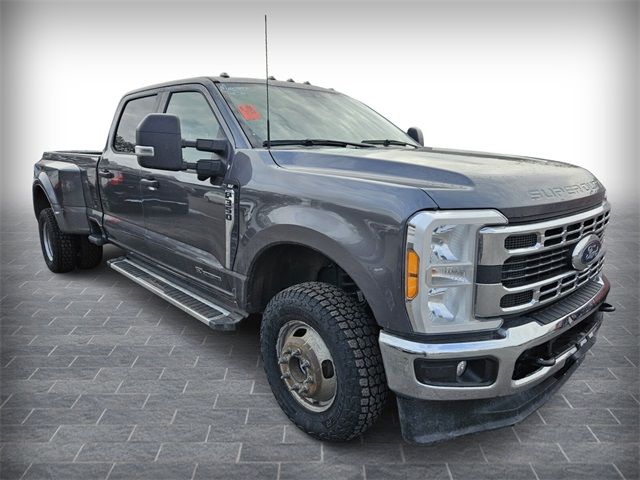 2023 Ford F-350 XLT