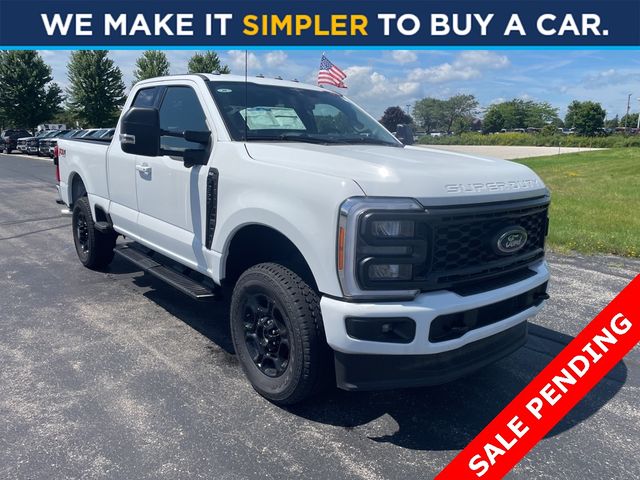 2023 Ford F-350 XLT