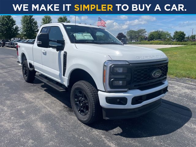 2023 Ford F-350 XLT