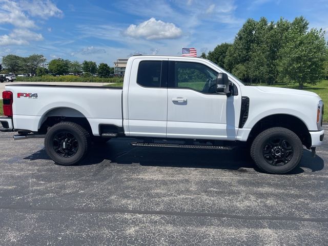 2023 Ford F-350 XLT