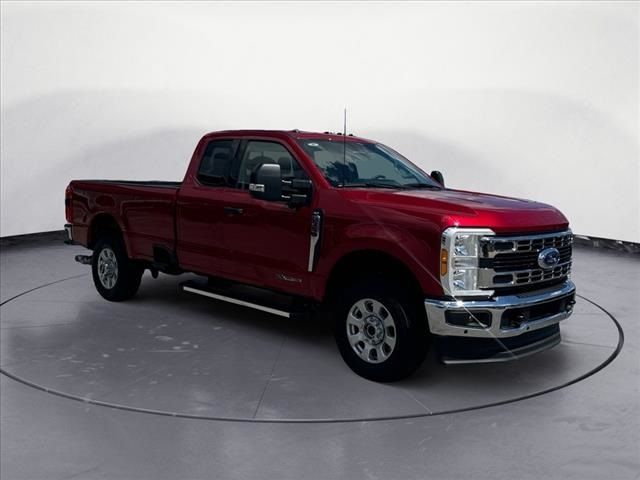 2023 Ford F-350 XLT