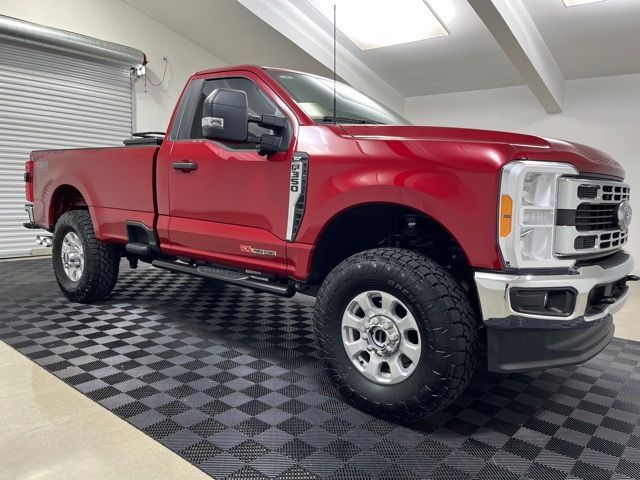 2023 Ford F-350 XLT