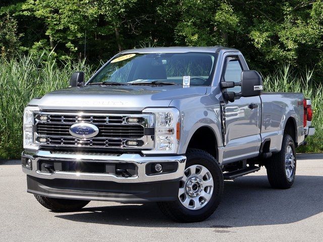 2023 Ford F-350 XLT