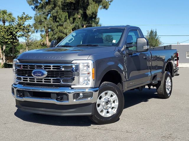 2023 Ford F-350 XLT