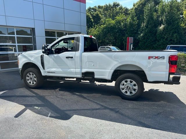 2023 Ford F-350 XLT