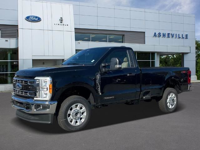 2023 Ford F-350 XLT