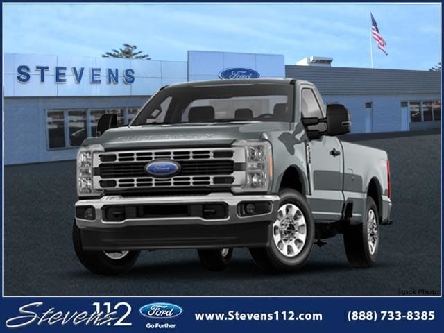 2023 Ford F-350 XLT