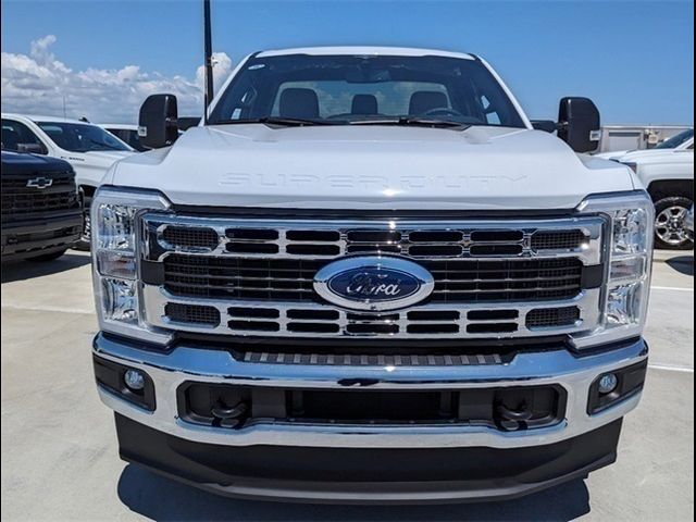 2023 Ford F-350 XLT