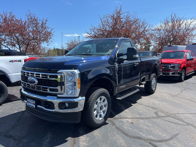 2023 Ford F-350 XLT