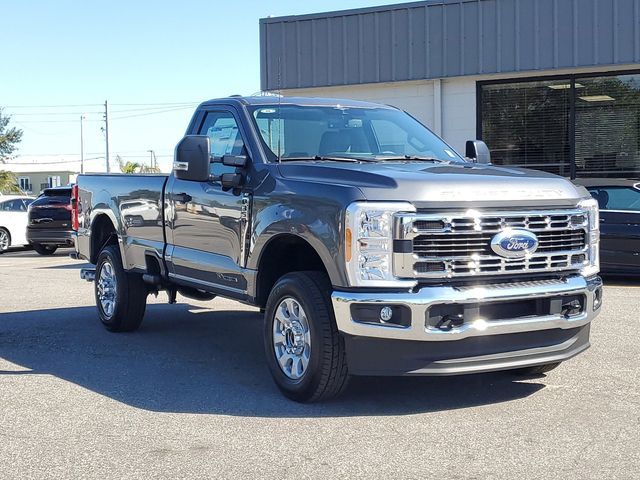 2023 Ford F-350 XLT