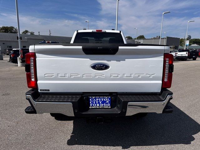 2023 Ford F-350 XLT