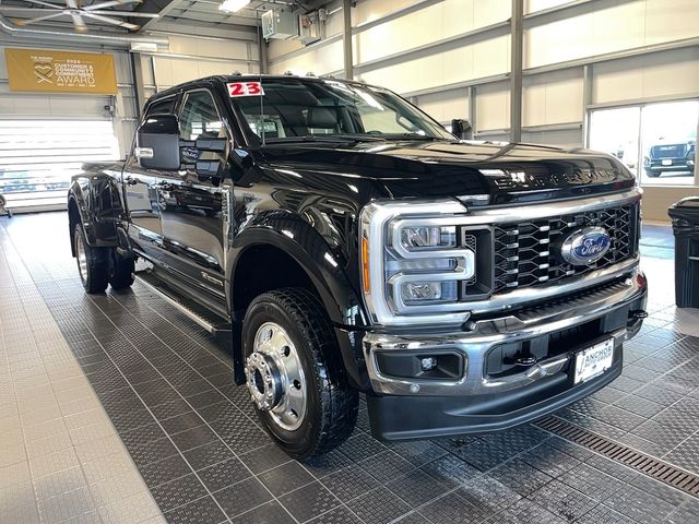 2023 Ford F-450 Lariat