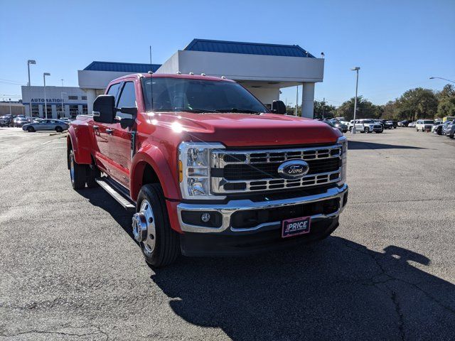 2023 Ford F-450 XLT