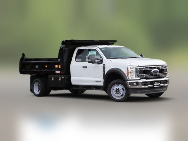 2023 Ford F-450 