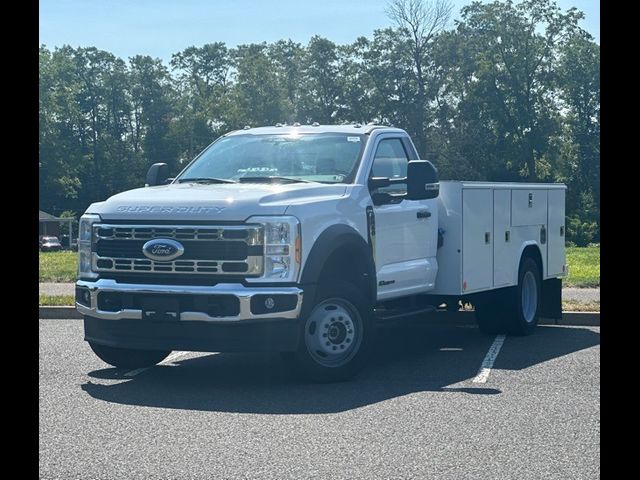 2023 Ford F-450 