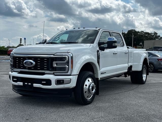 2023 Ford F-450 Platinum