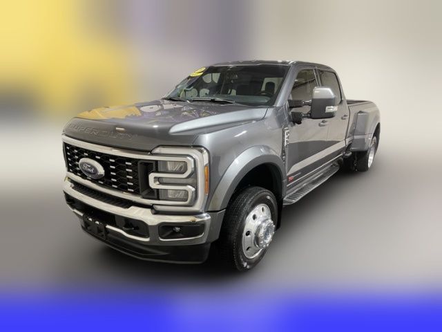 2023 Ford F-450 Lariat