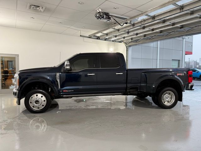 2023 Ford F-450 Lariat