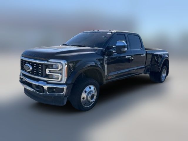 2023 Ford F-450 Lariat