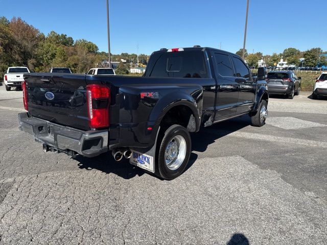 2023 Ford F-450 Lariat