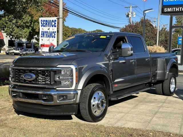 2023 Ford F-450 Lariat