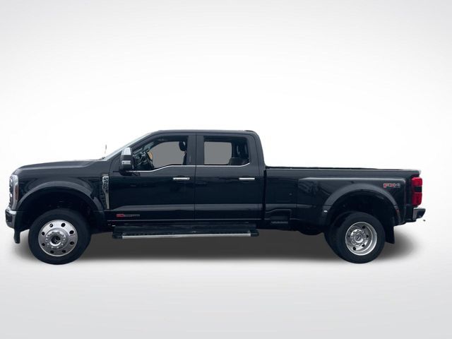 2023 Ford F-450 Lariat