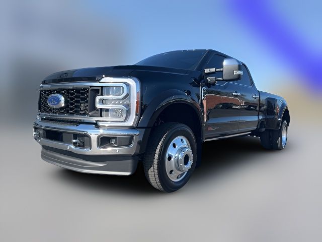 2023 Ford F-450 Lariat