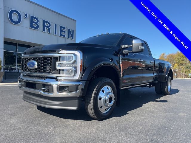 2023 Ford F-450 Lariat