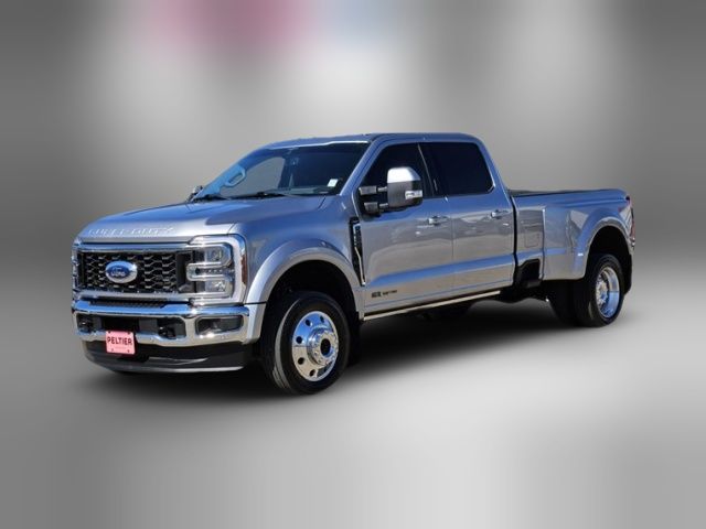 2023 Ford F-450 Lariat