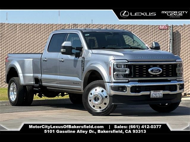 2023 Ford F-450 Lariat