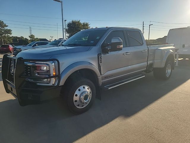 2023 Ford F-450 Lariat