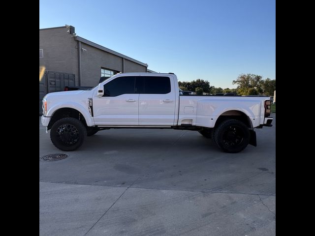 2023 Ford F-450 Lariat