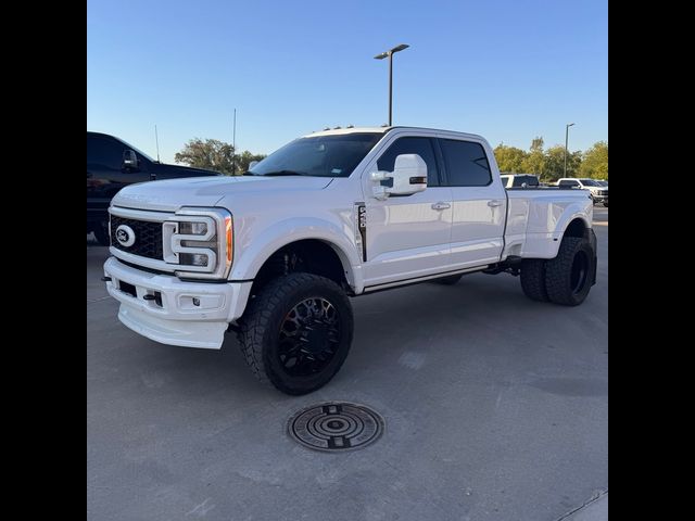 2023 Ford F-450 Lariat