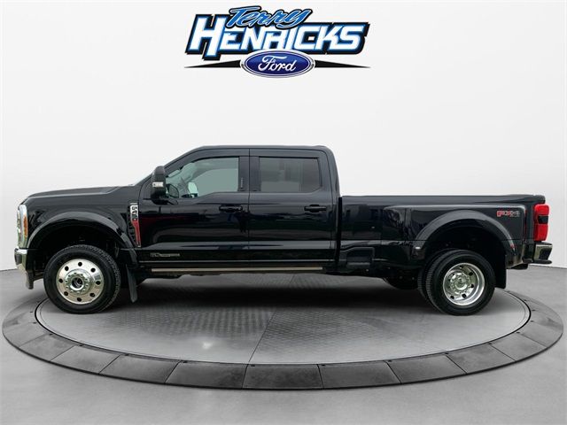 2023 Ford F-450 Lariat