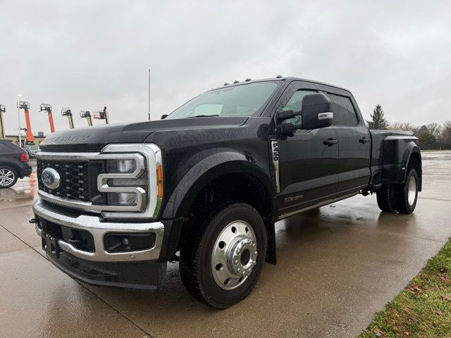 2023 Ford F-450 Lariat