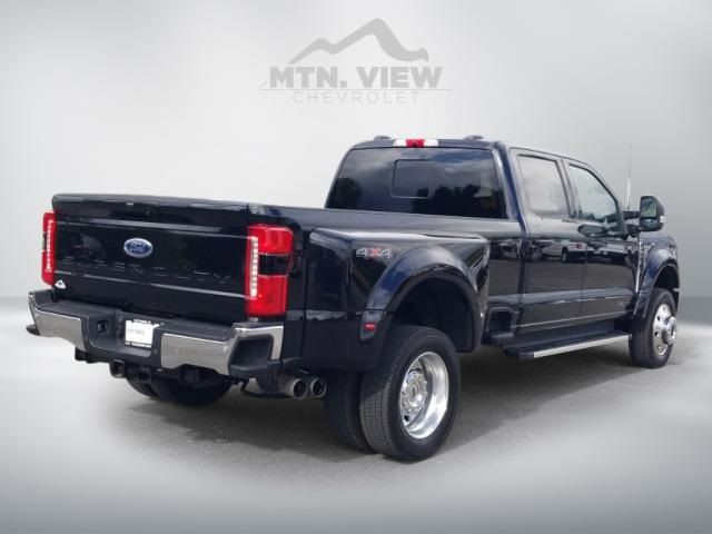 2023 Ford F-450 Lariat