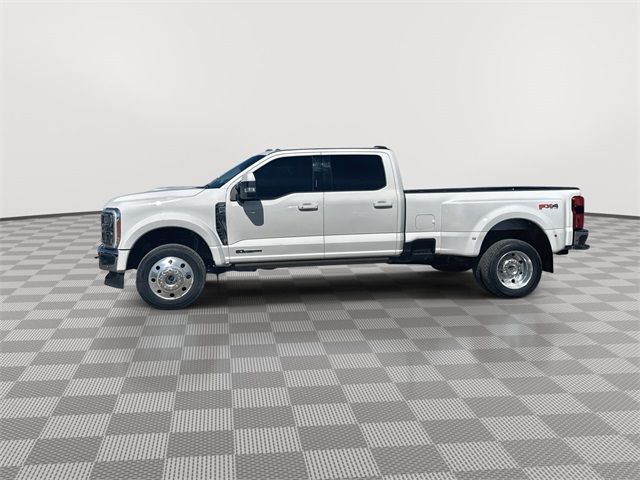 2023 Ford F-450 Lariat