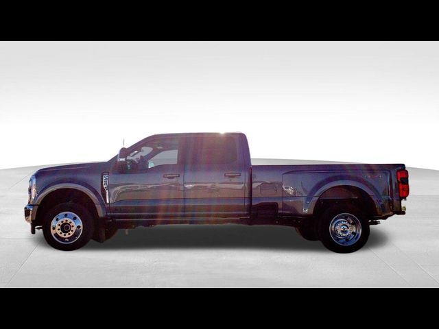 2023 Ford F-450 Lariat