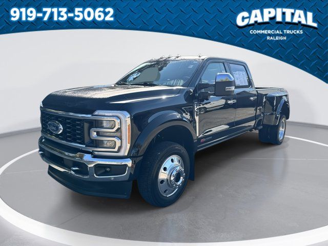 2023 Ford F-450 Lariat