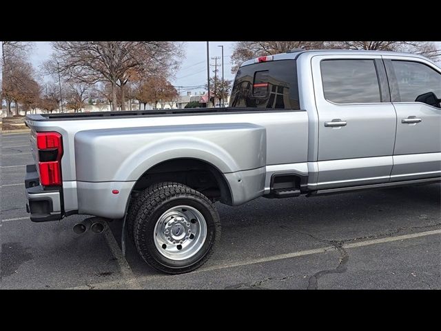 2023 Ford F-450 Limited