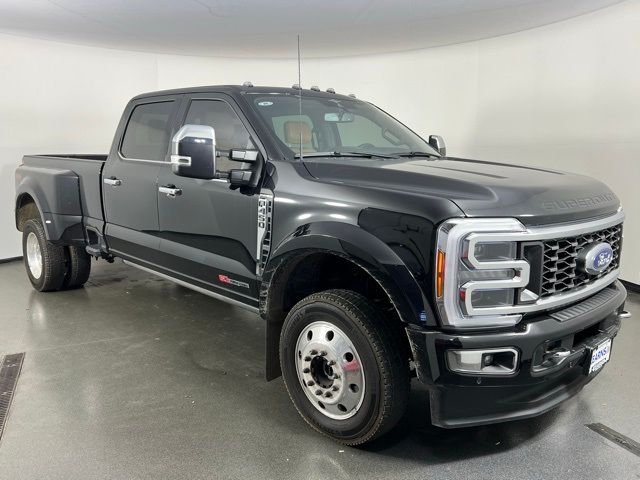 2023 Ford F-450 Platinum