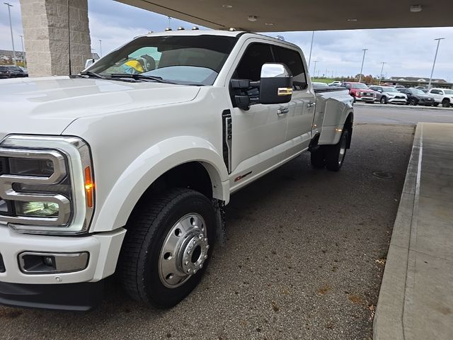 2023 Ford F-450 Platinum